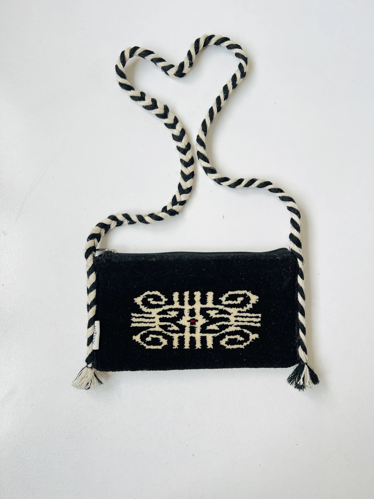 Kacheh Naqsh carpet bag · Black